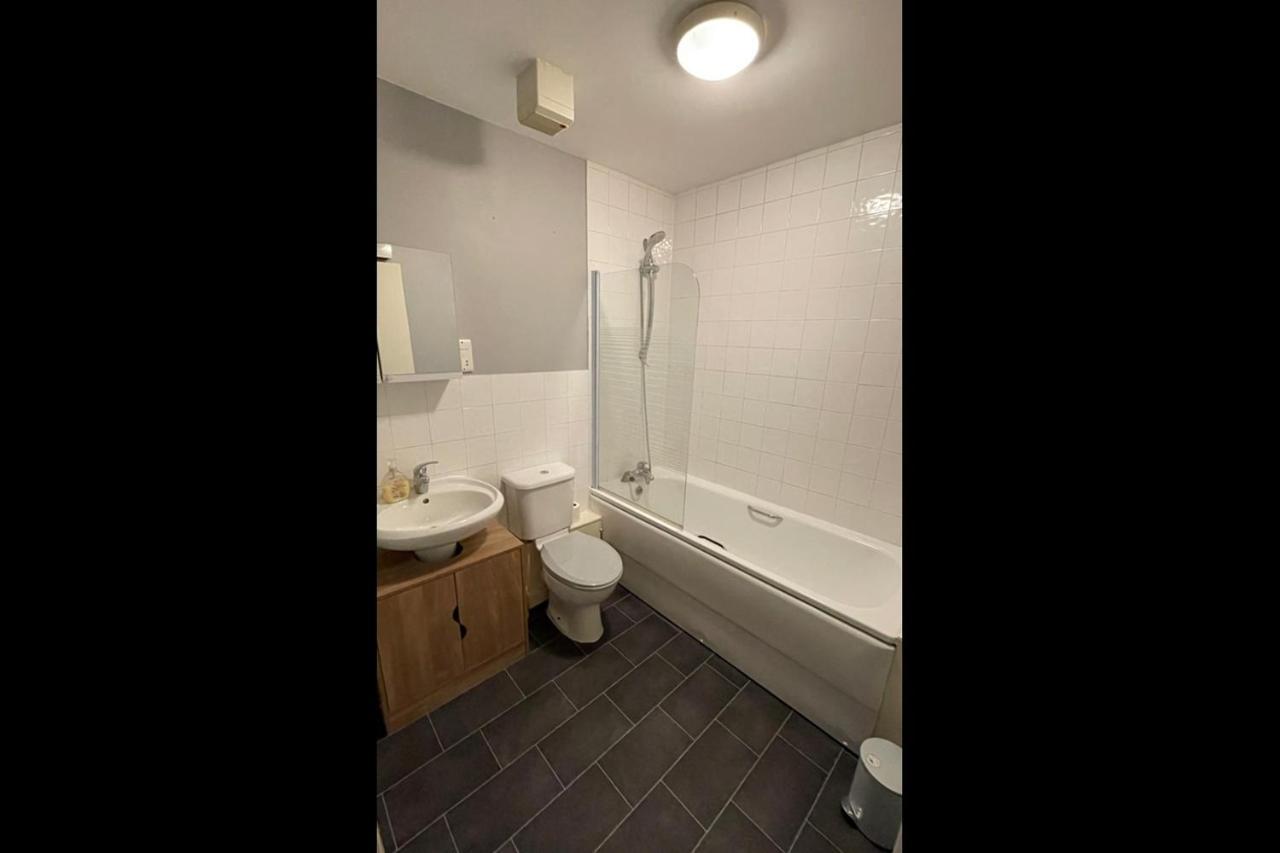 One Bedroom With Great City Views Londra Exterior foto