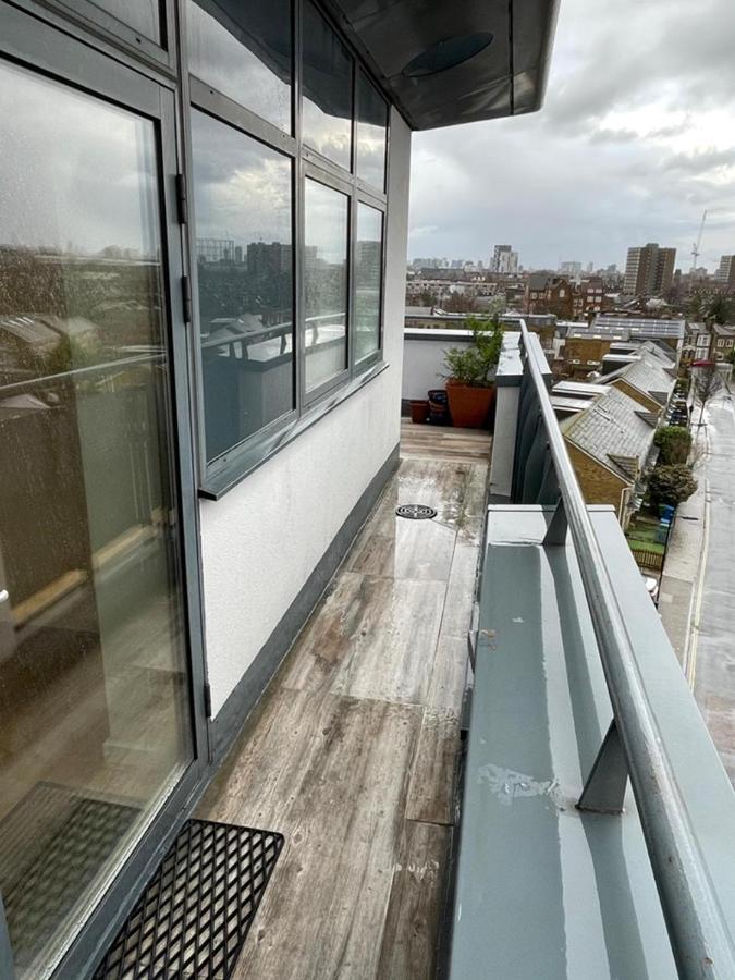 One Bedroom With Great City Views Londra Exterior foto